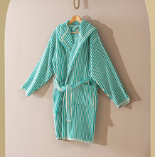 Load image into Gallery viewer, HAND•LOOMED LUXURY BATH ROBE - GREEN