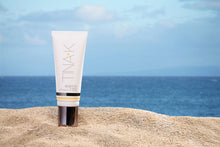 Load image into Gallery viewer, Benefit•K Vitamin D3 Moisture Serum